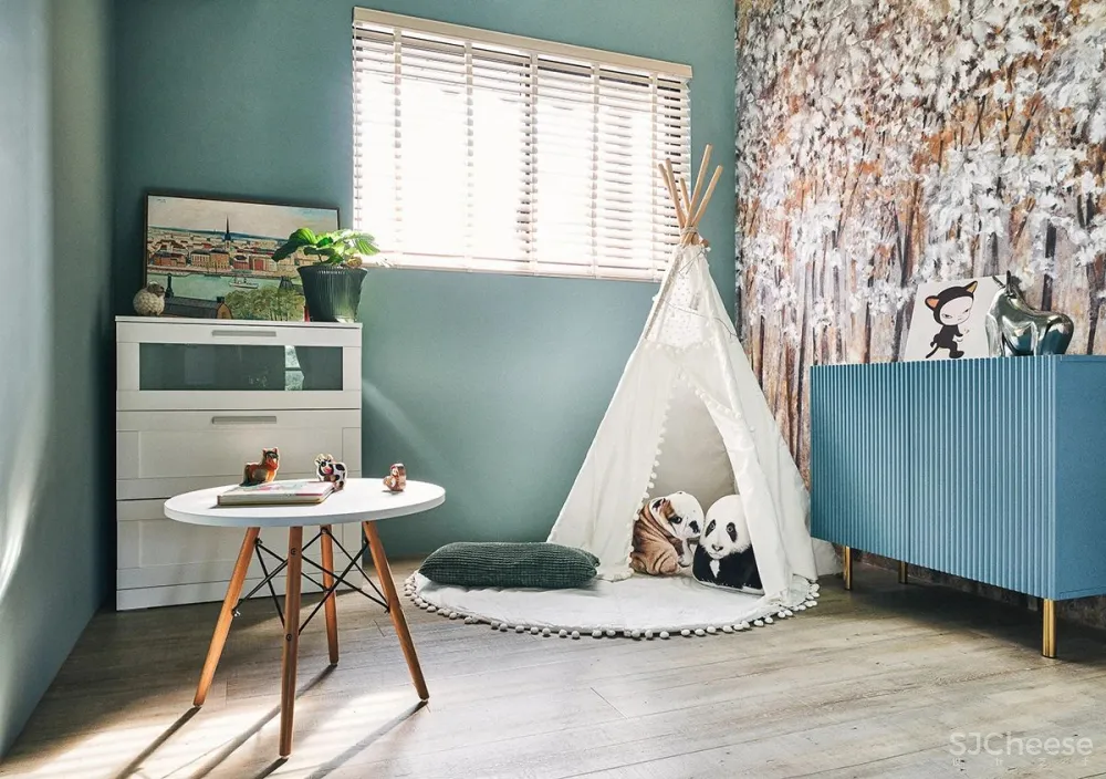 餐厅秒变大沙发,132㎡ 使用空间多一倍