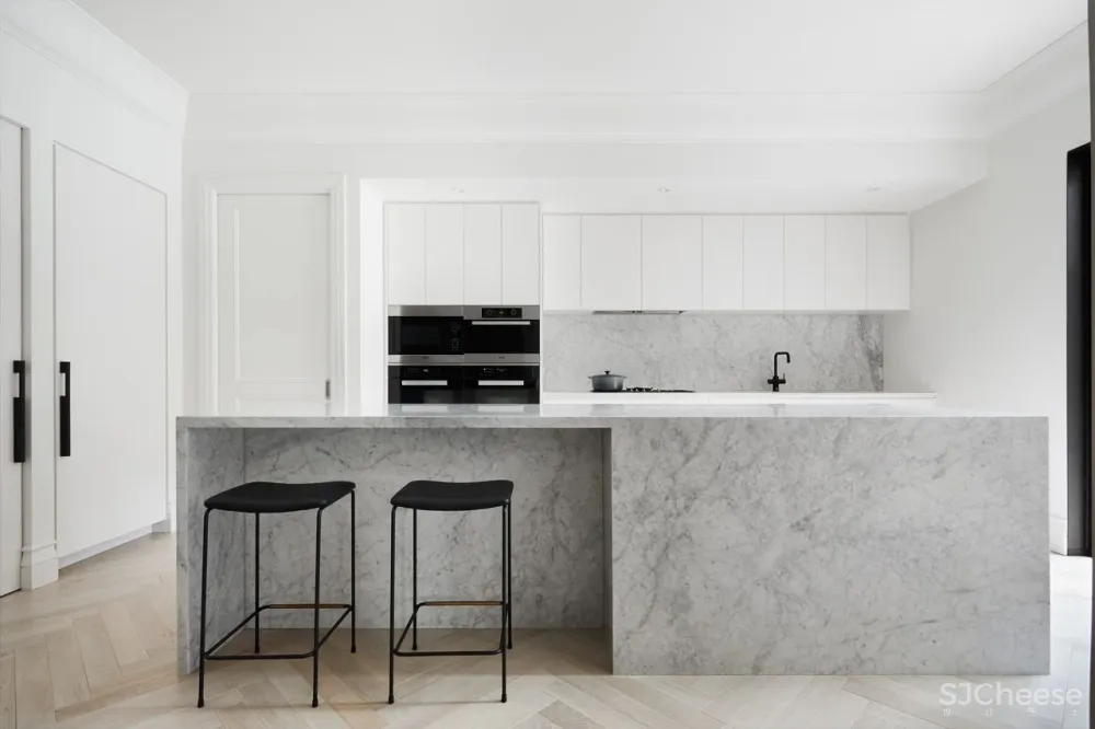 Fiona Austin 新作 历史与当代 传承中复兴