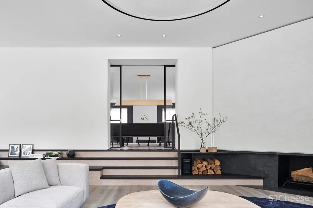 庭院住宅，细节中的自然探索