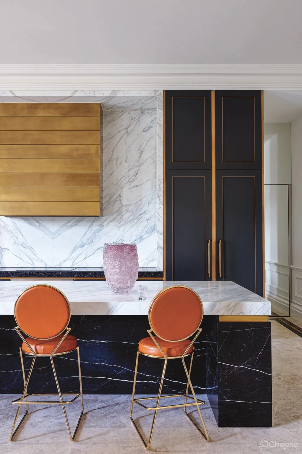 Travis Walton | Melbourne Mansion , 大胆华丽的宫廷式别墅