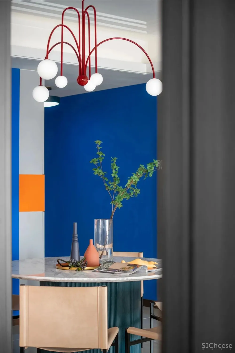 这样的撞色搭配,太美了!