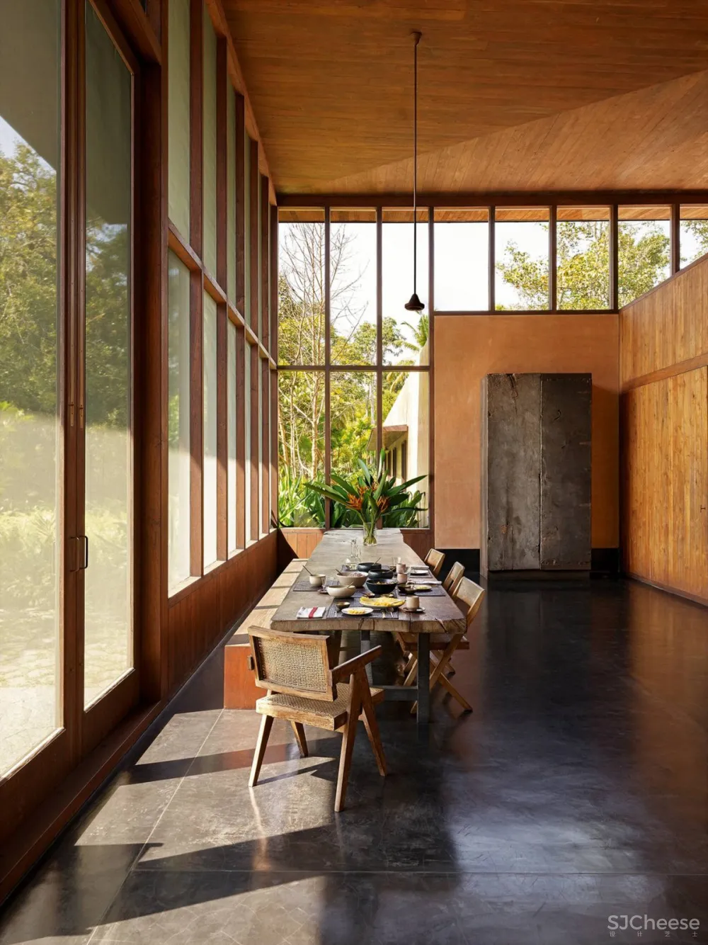 Axel Vervoordt | Keralan House , 现代典型侘寂别墅