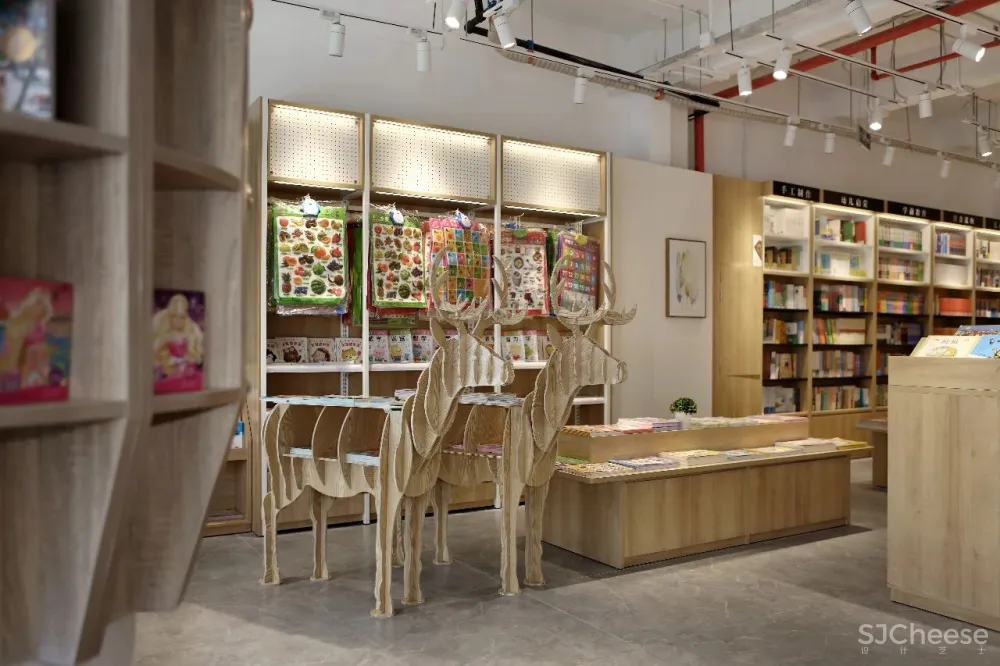 叶智杰设计：714㎡文学之旅，隐没在闹市水泥丛林中