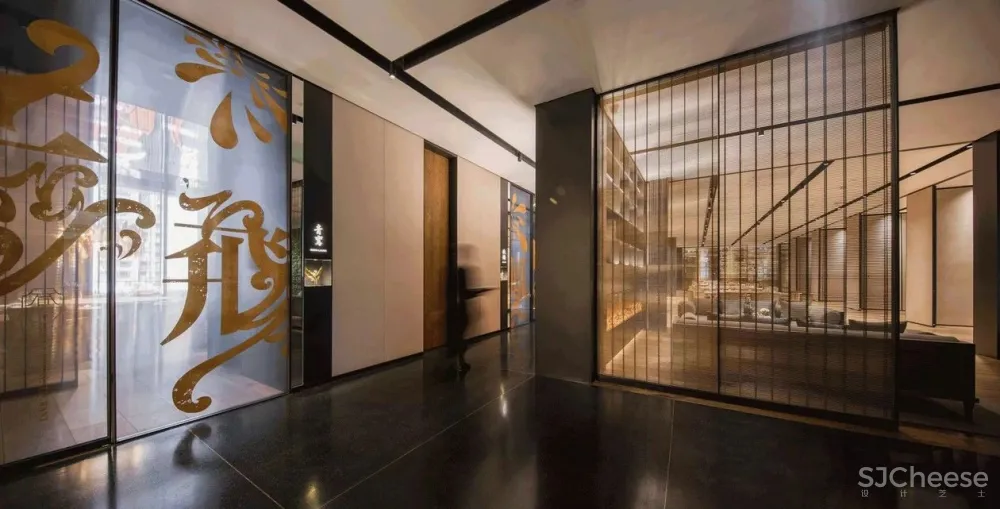 沈雷力作 百年品牌 历史餐饮名店「凤临阁」