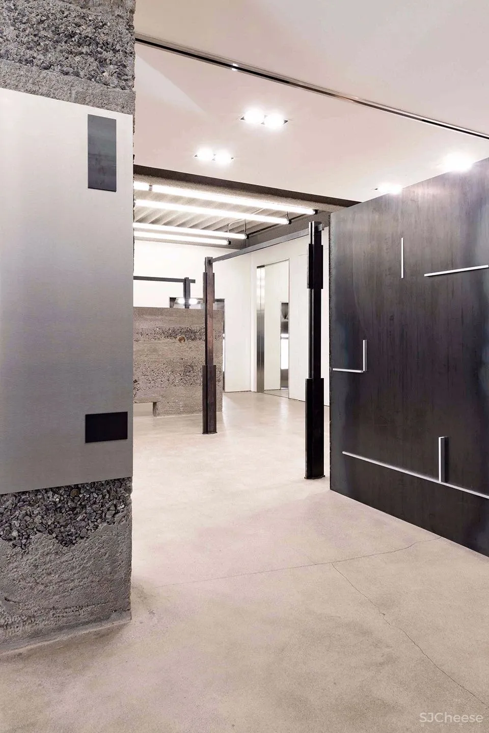 Andersson Bell 韩国 Creative Studio Unravel