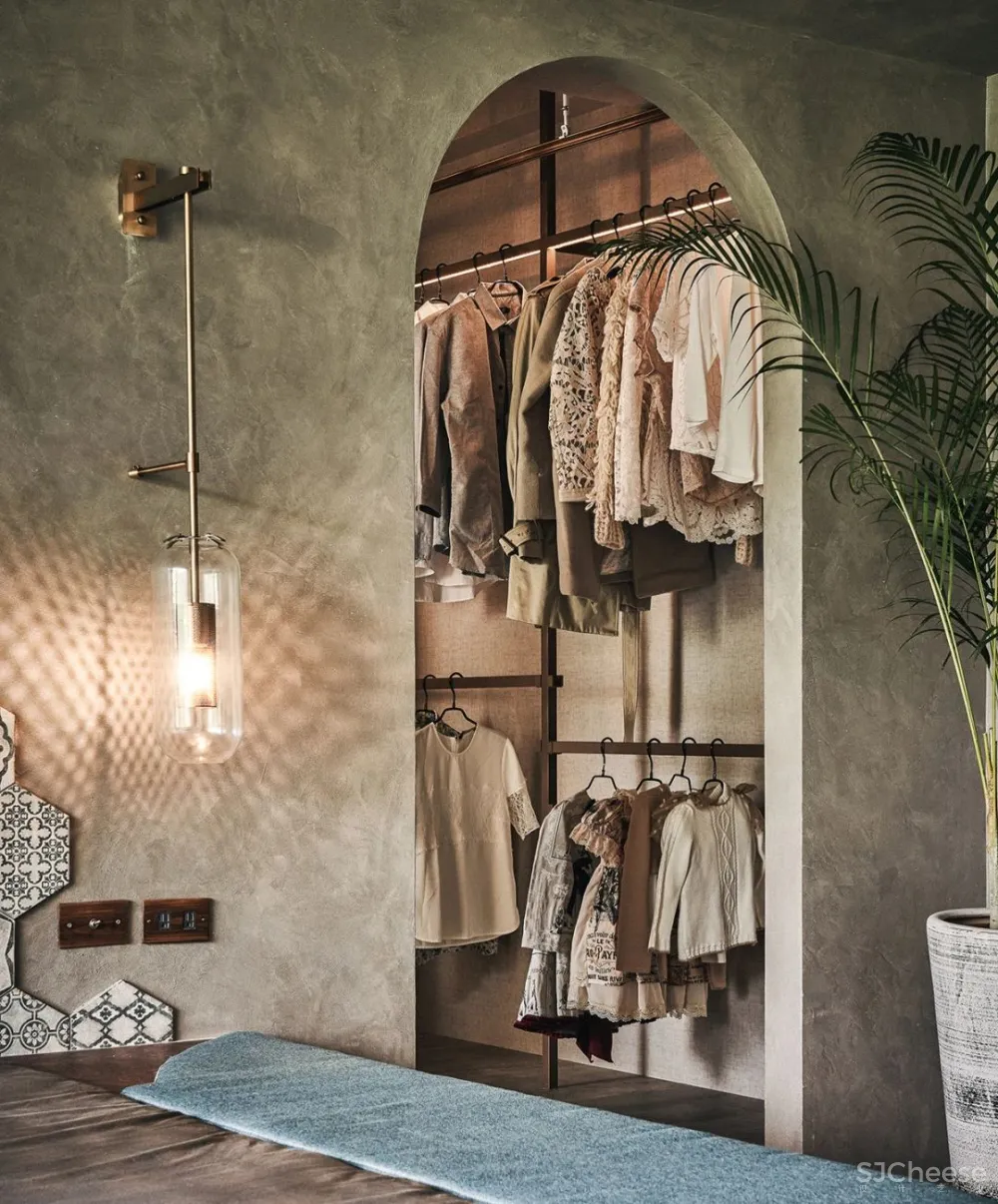 餐厅秒变大沙发,132㎡ 使用空间多一倍