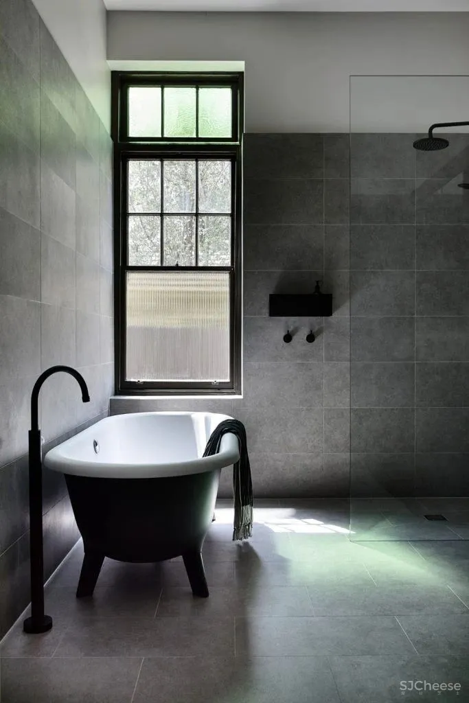 Fiona Austin 新作 历史与当代 传承中复兴