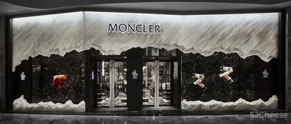 Gwenael Nicolas | Moncler Dubai Mall , 沙漠中的冰山