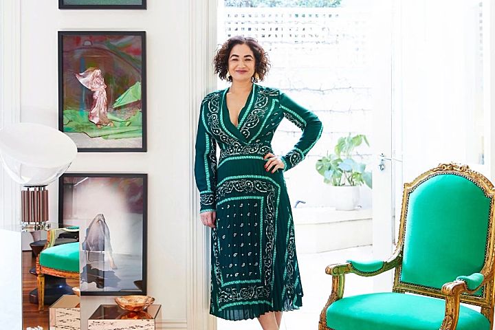 好色，理所当设