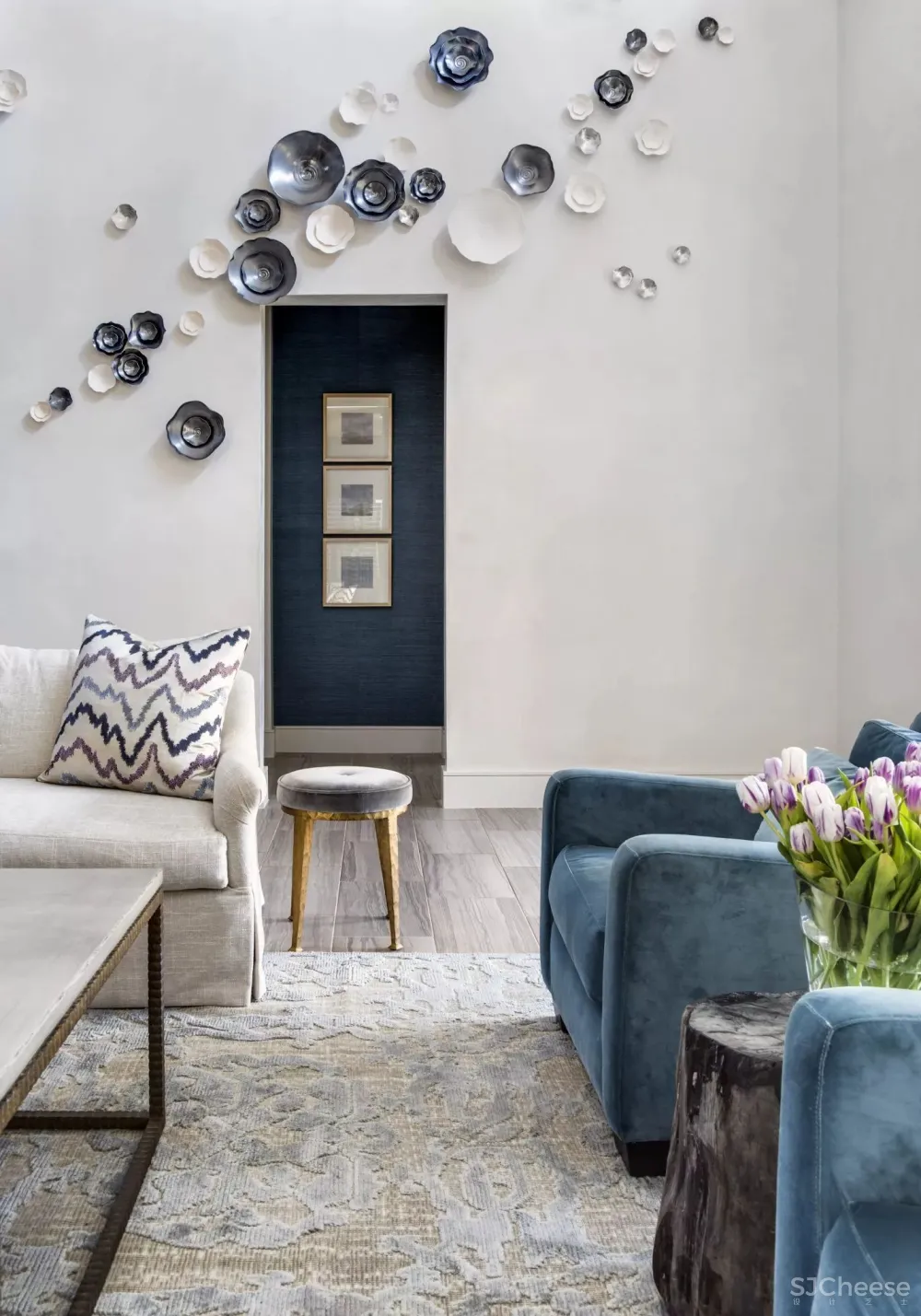 高级灰 蓝色，打造优雅的高贵感