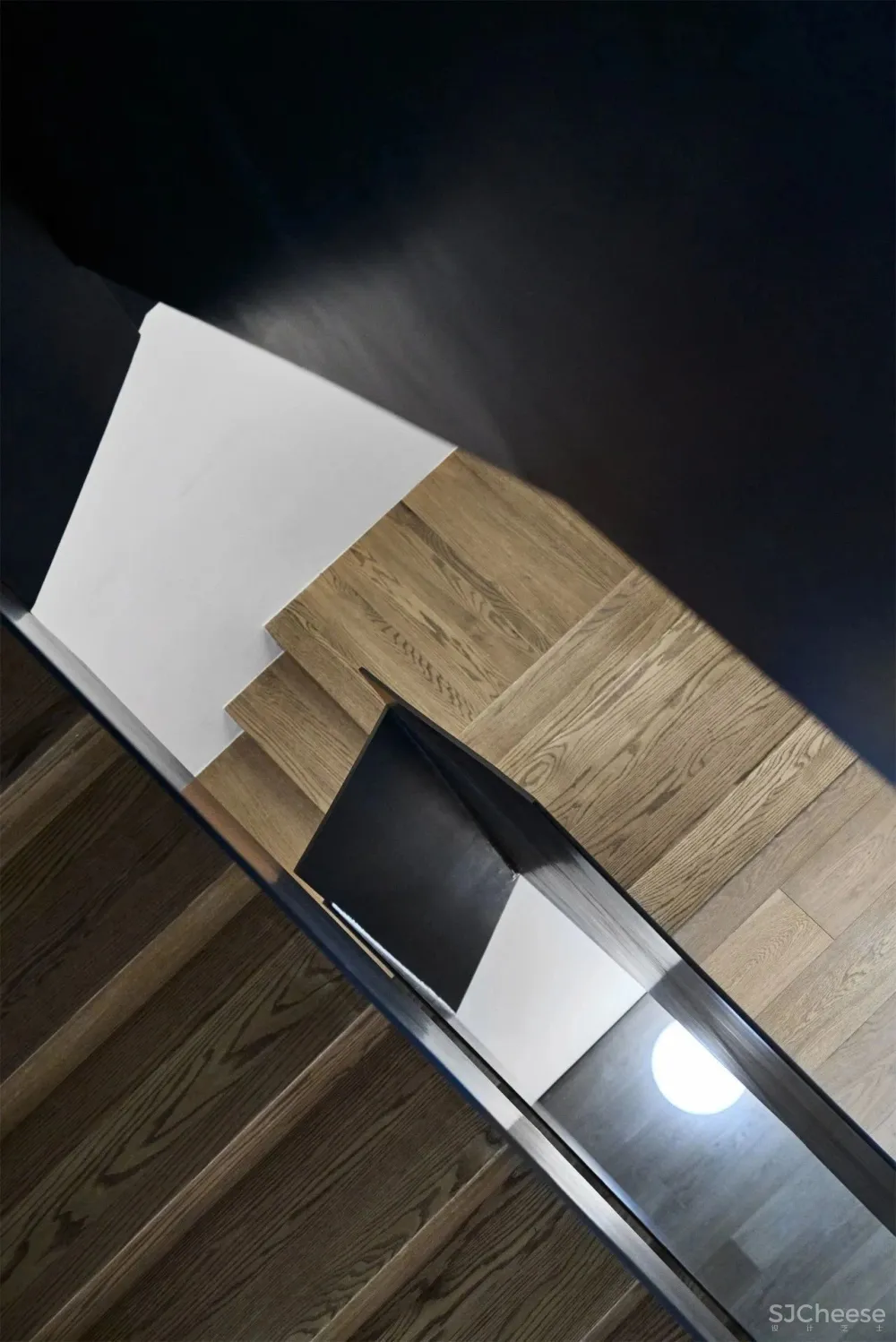 辰佑设计 • 郦潘刚 Mid Century Modern Design