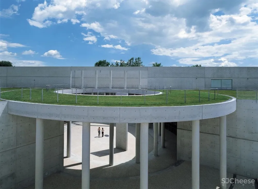 安藤忠雄丨清水混凝土诗人