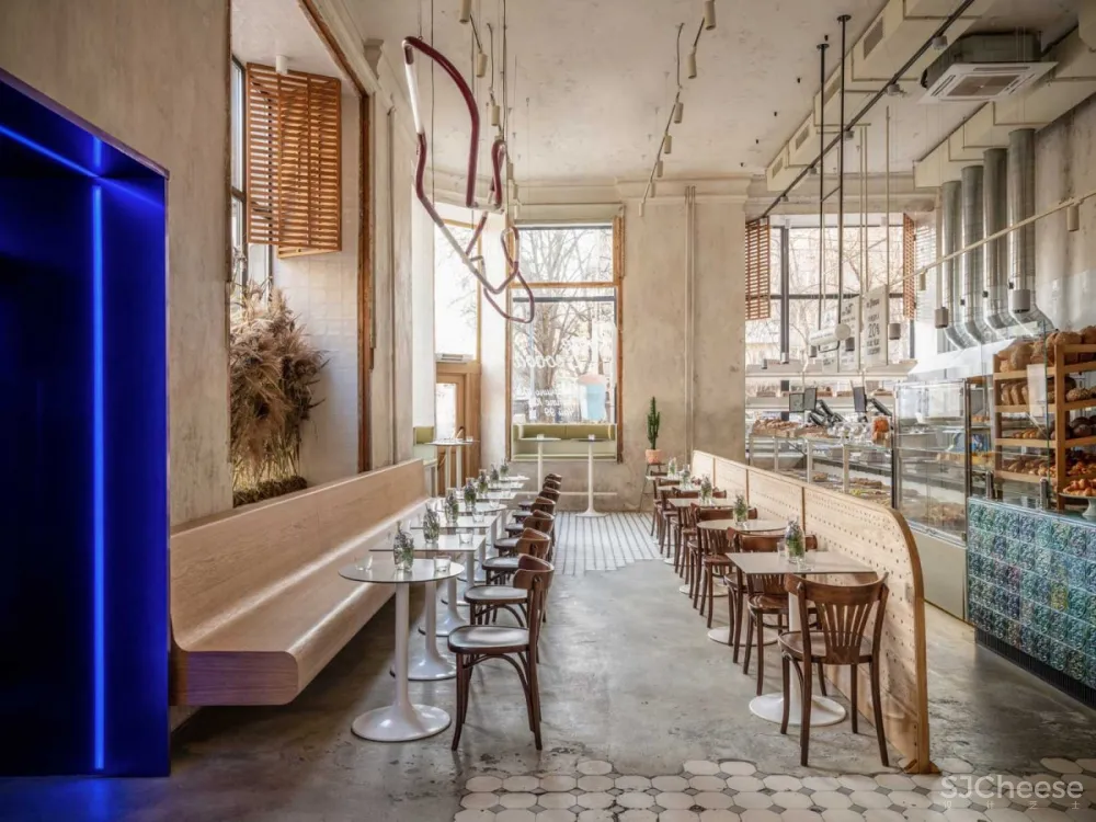 Veter Design | Grechka Lab Bakery , 浓厚的怀旧设计空间