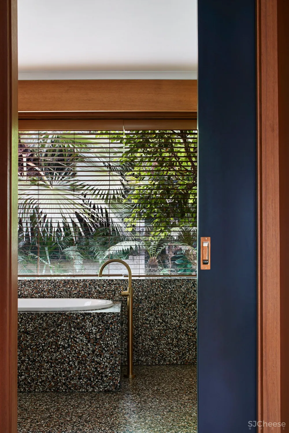 CoLab Studio | Highbury Grove , 拥抱原始传统的魅力