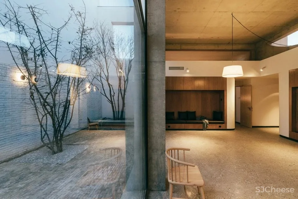 新作 联排住宅的创意改造 缝中之家,北京 察社办公室