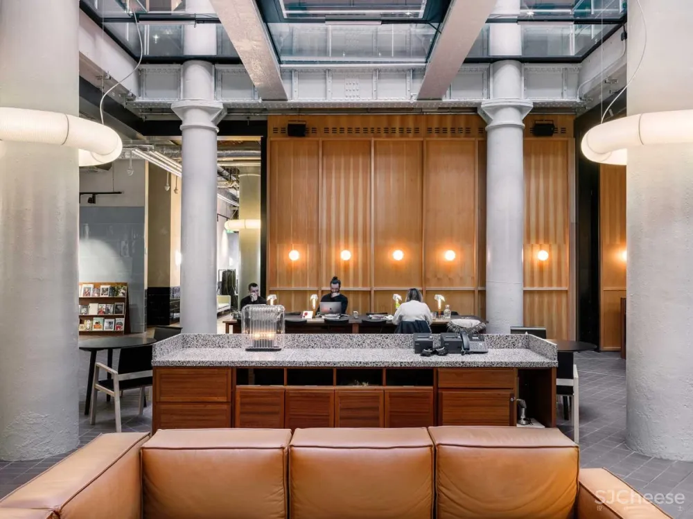 Love Is Enough | Manchester Restaurant , 充满活力的餐饮空间