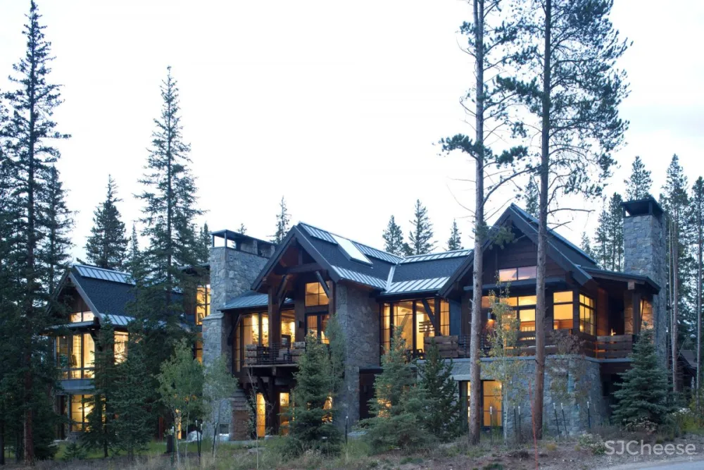 Andrea Schumacher | Mountain Contemporary , 当代舒适的森林景观住宅