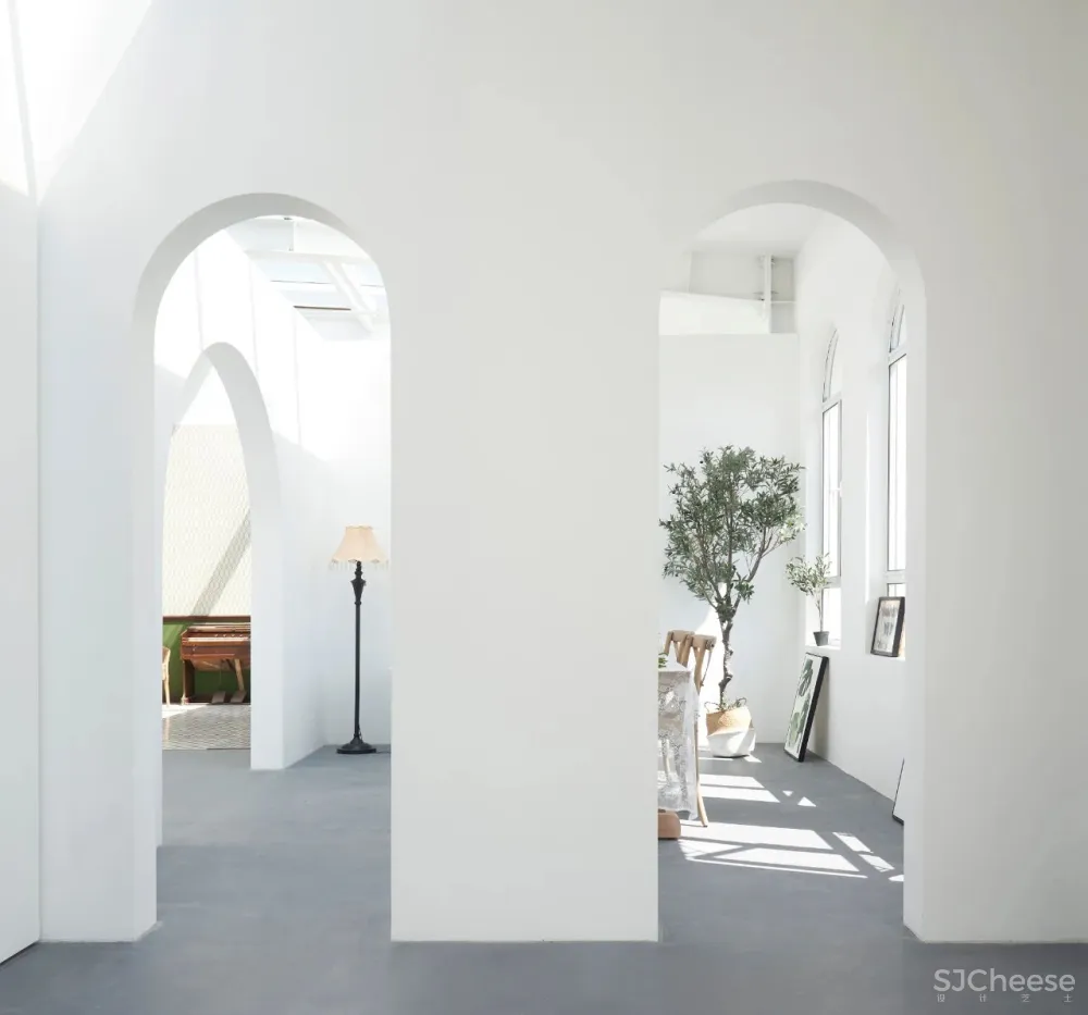 偏离设计丨MOON Photo Studio