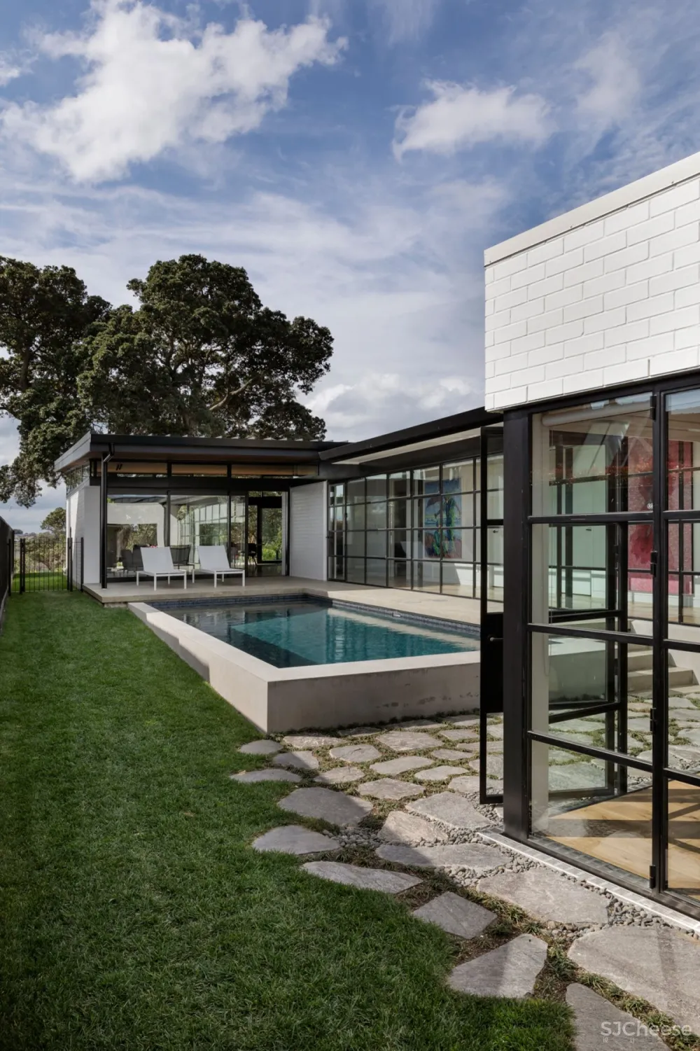 BDG Architects | Collectors House , 新旧工业美学的融合