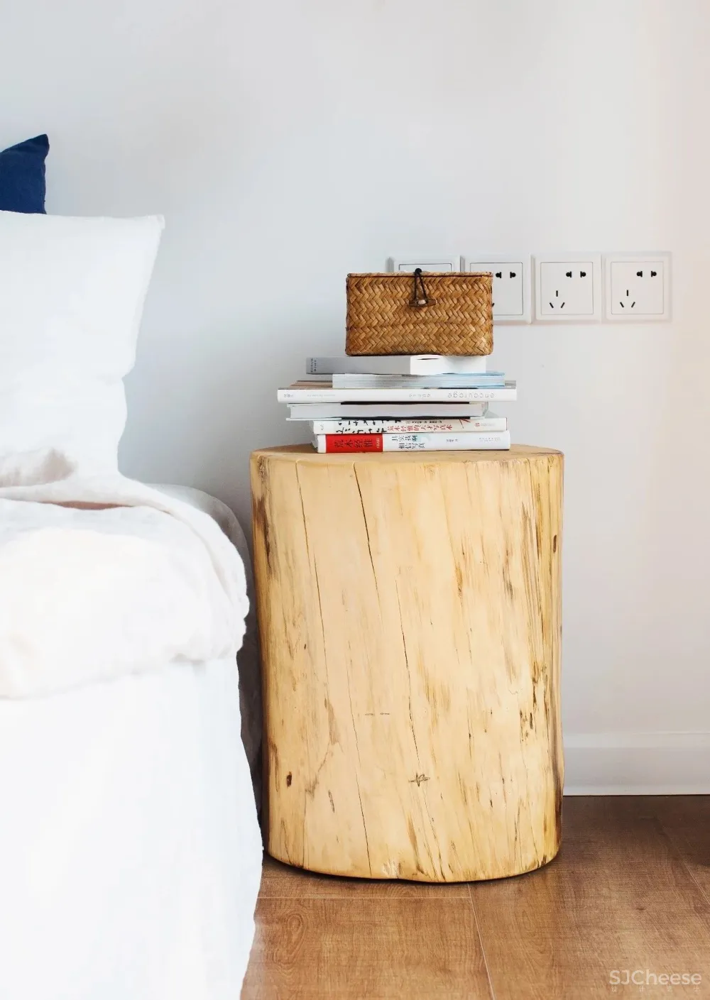 麻辣烫店倒闭,文艺青年用自己160m²的家逆袭,自由流浪的感觉太好了!