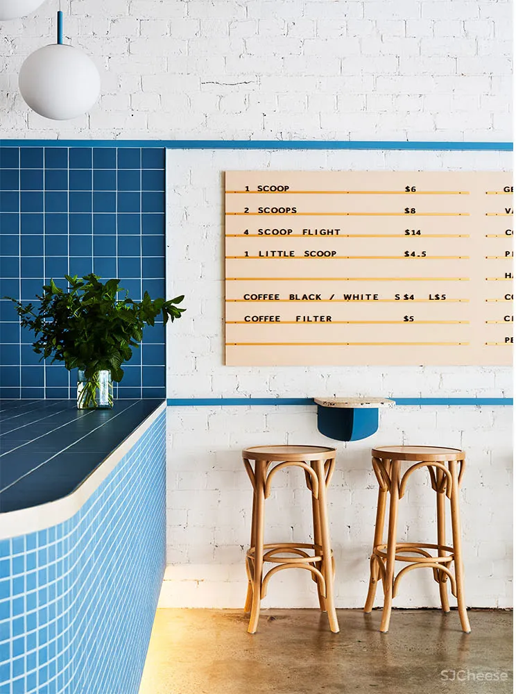 140㎡马赛克Little Sky冰淇淋店设计，清新简约迷人！ Ewert Leaf