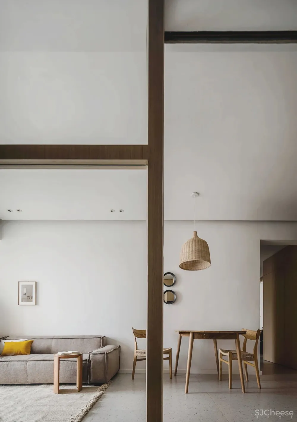 武汉108㎡自然风的家,原木、白墙 通透玻璃,实用不单调