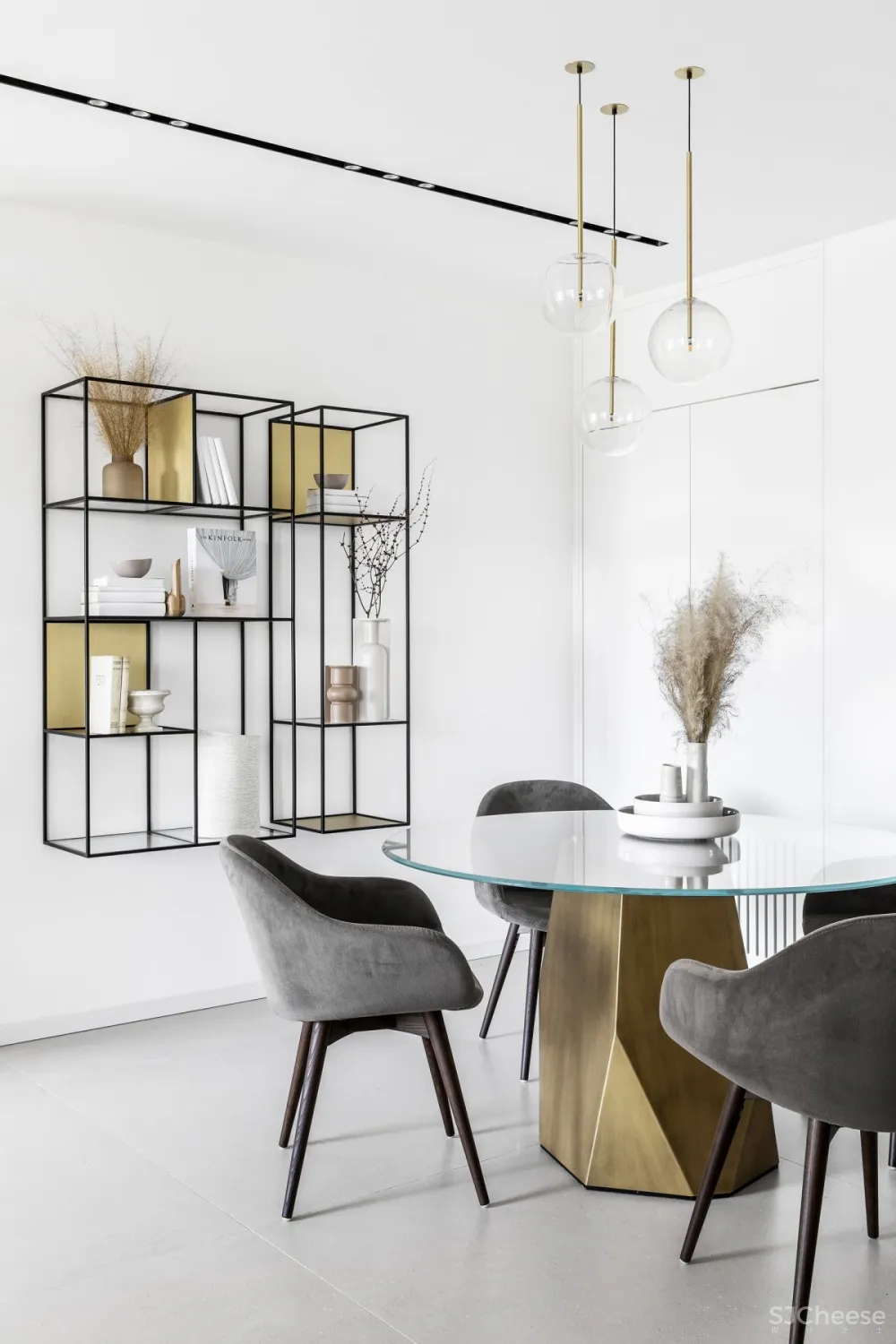 Maya Sheinberger | S Apartment , 极简舒适的现代住宅