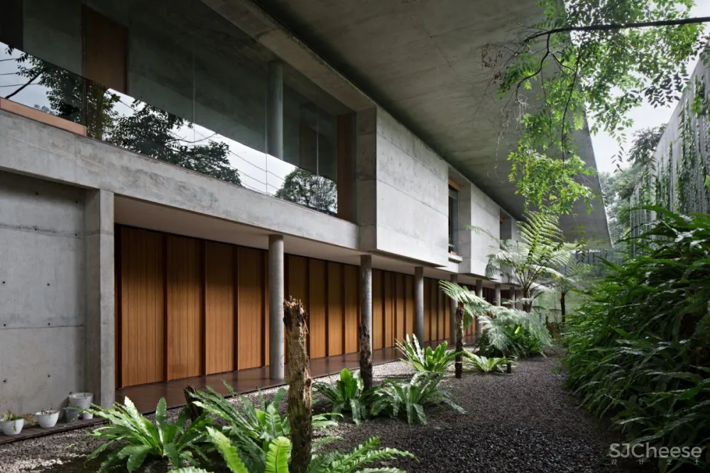 Andramatin | IH Residence , 现代独立的家庭住宅