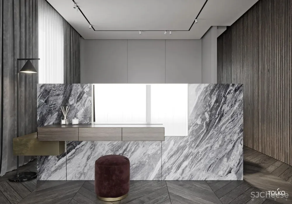 TOLKO Interior 专辑