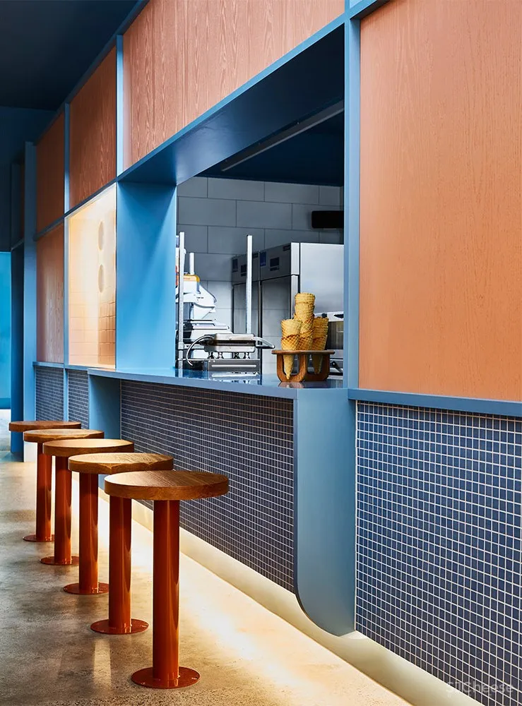 140㎡马赛克Little Sky冰淇淋店设计，清新简约迷人！ Ewert Leaf