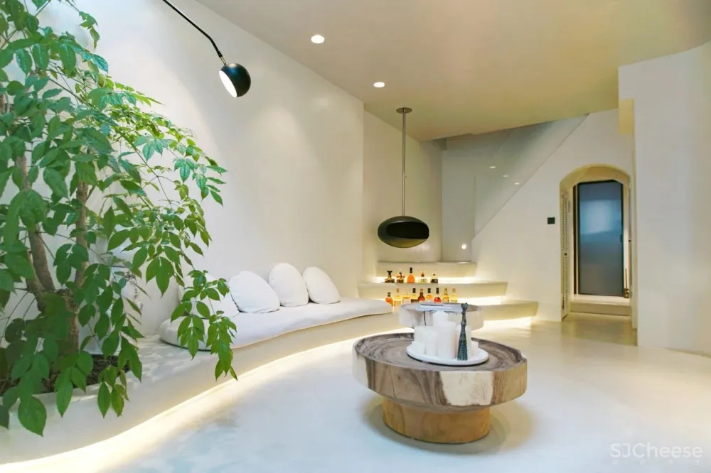 给明星装了多套房子后,他买下3层别墅,为自己打造出终极豪宅