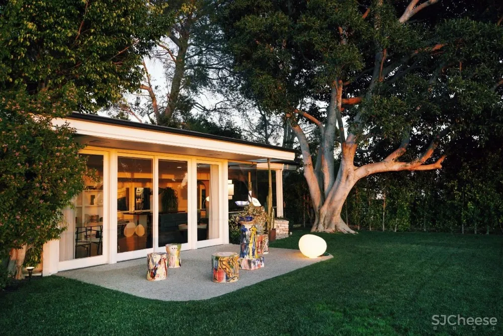 在全球最尊贵住宅区的样板间，学一下「豪宅零售店」的艺术化软装陈设