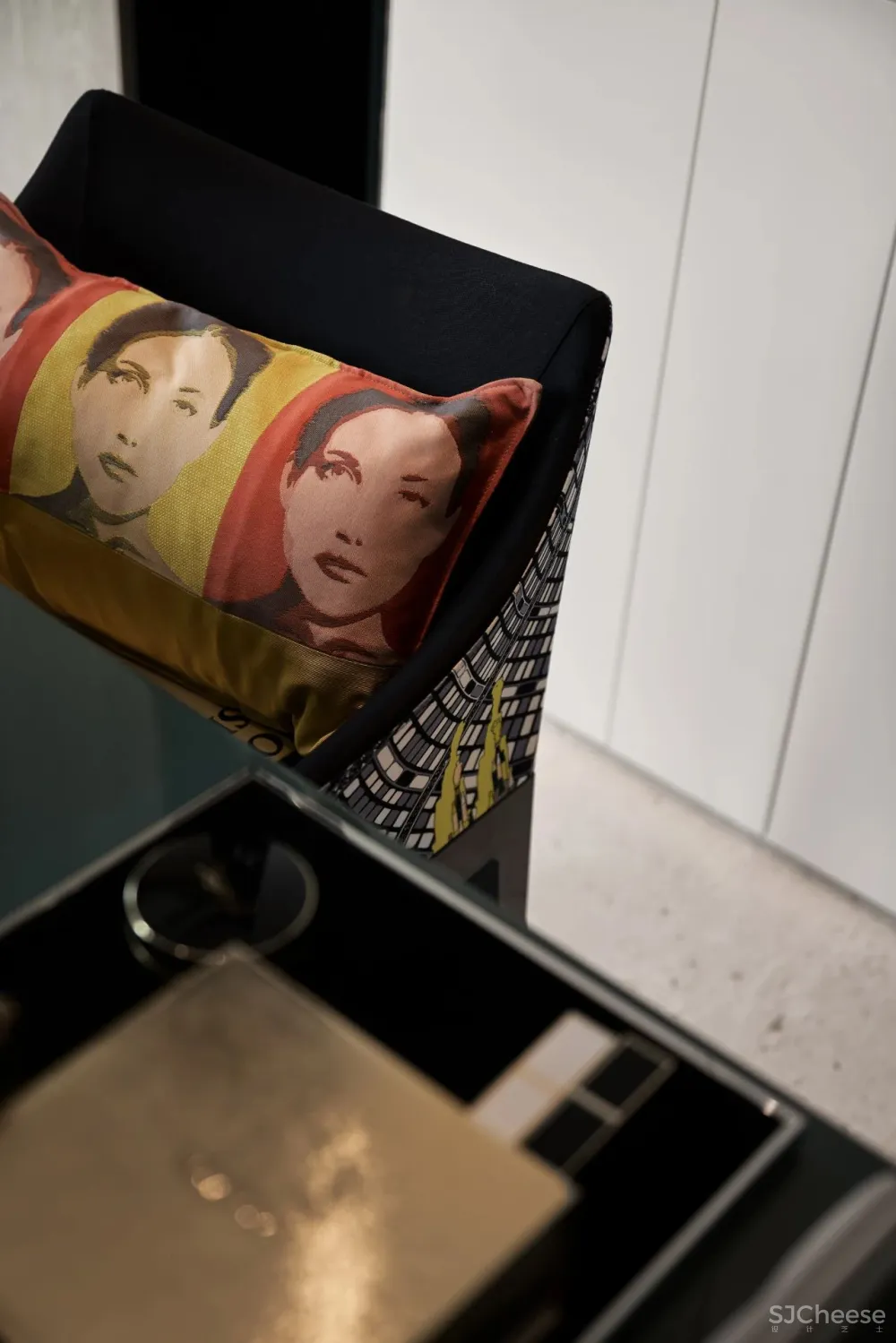 博思韦珥 唐忠汉:97㎡超凡气质公寓,这样设计才有灵魂!