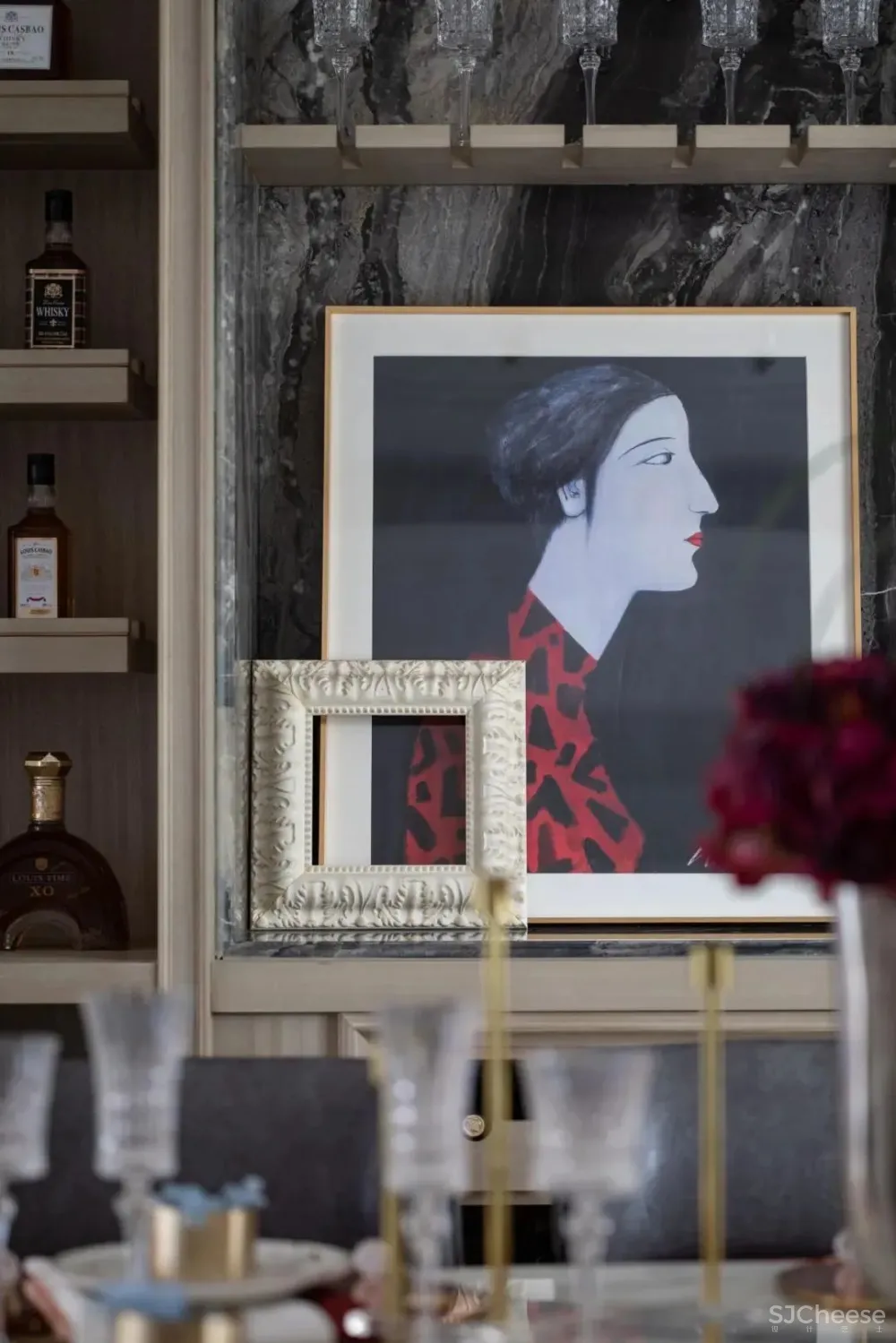 冷元宝新作 惊艳中国红,时尚新古典