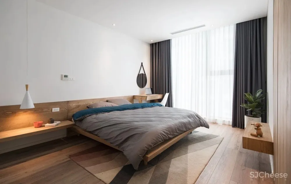 130㎡ 用 2.9 万块木头做墙饰,这设计太抢眼!