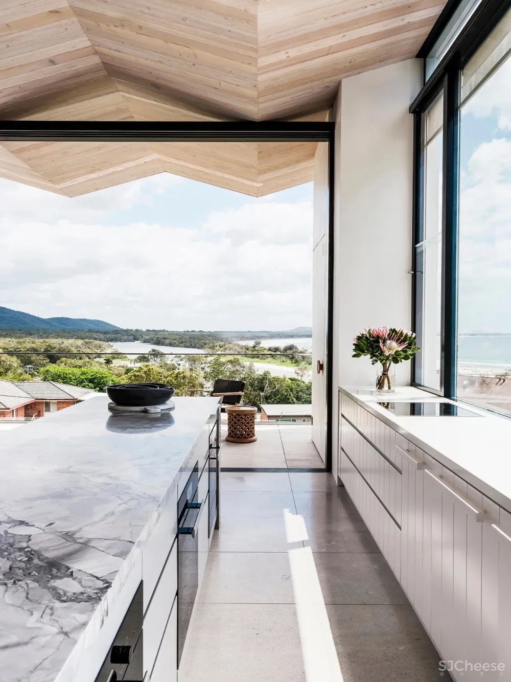 Madeleine Blanchfield 新作 自然简约 朴实无华