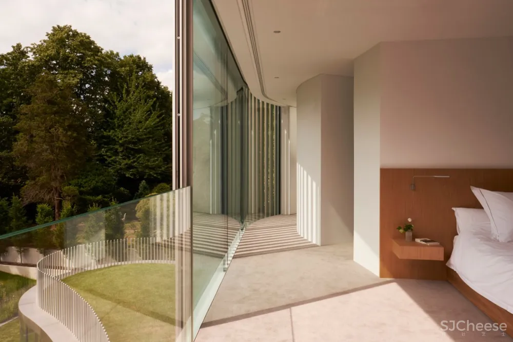 Eldridge London | Coombe Park House , 新古典主义的戏剧性住宅