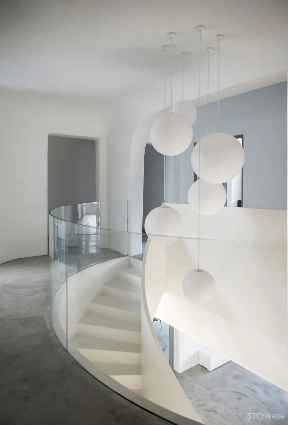 一座没有直线的居所