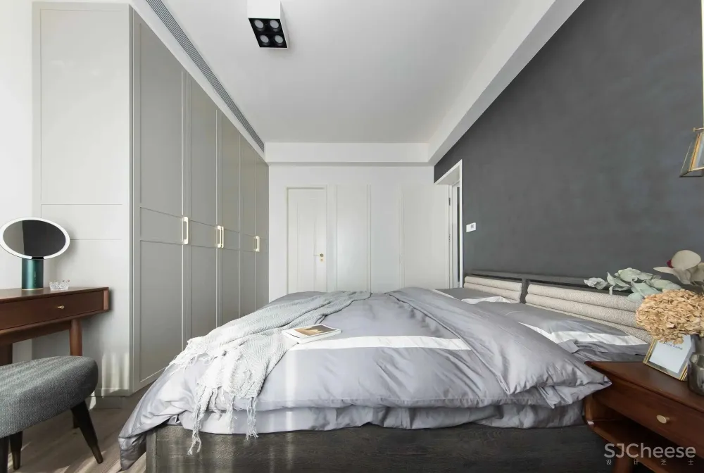 其实女人的要求并不高，只需要这样一个温馨的家就够了。