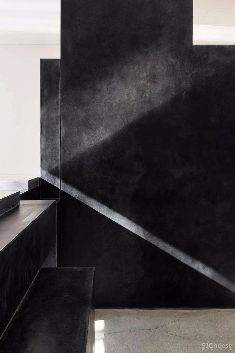 Andersson Bell 韩国 Creative Studio Unravel