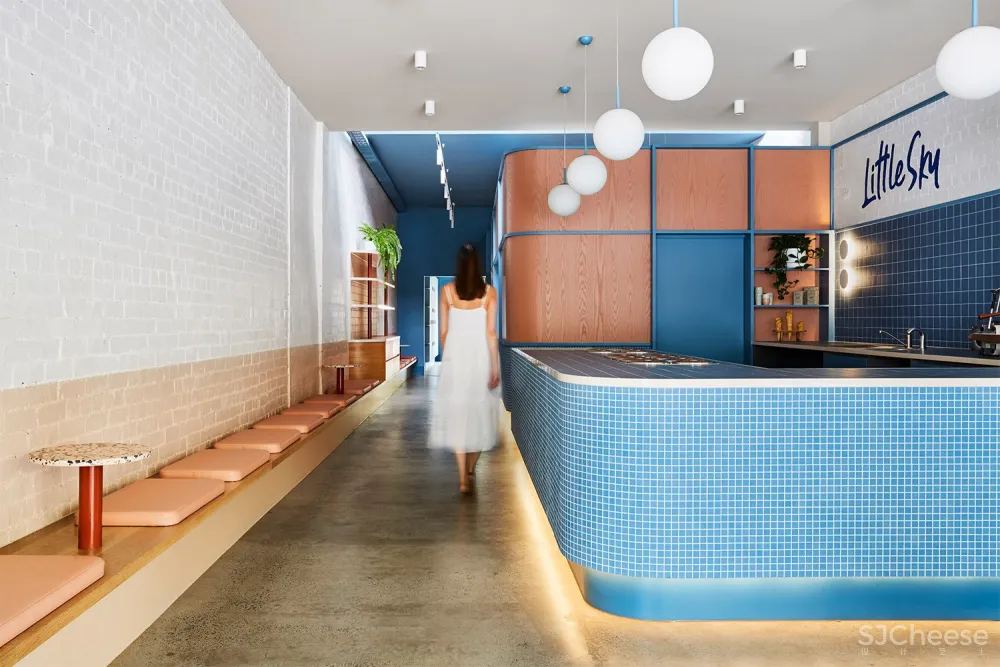 140㎡马赛克Little Sky冰淇淋店设计，清新简约迷人！ Ewert Leaf