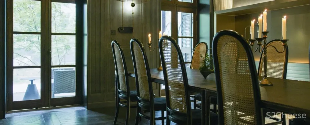 在日常的阴翳中,安然歇憩