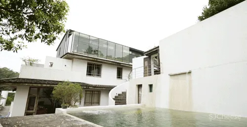 他把破茶厂改成1500㎡别墅,一张沙发就值一栋楼,却从不住人