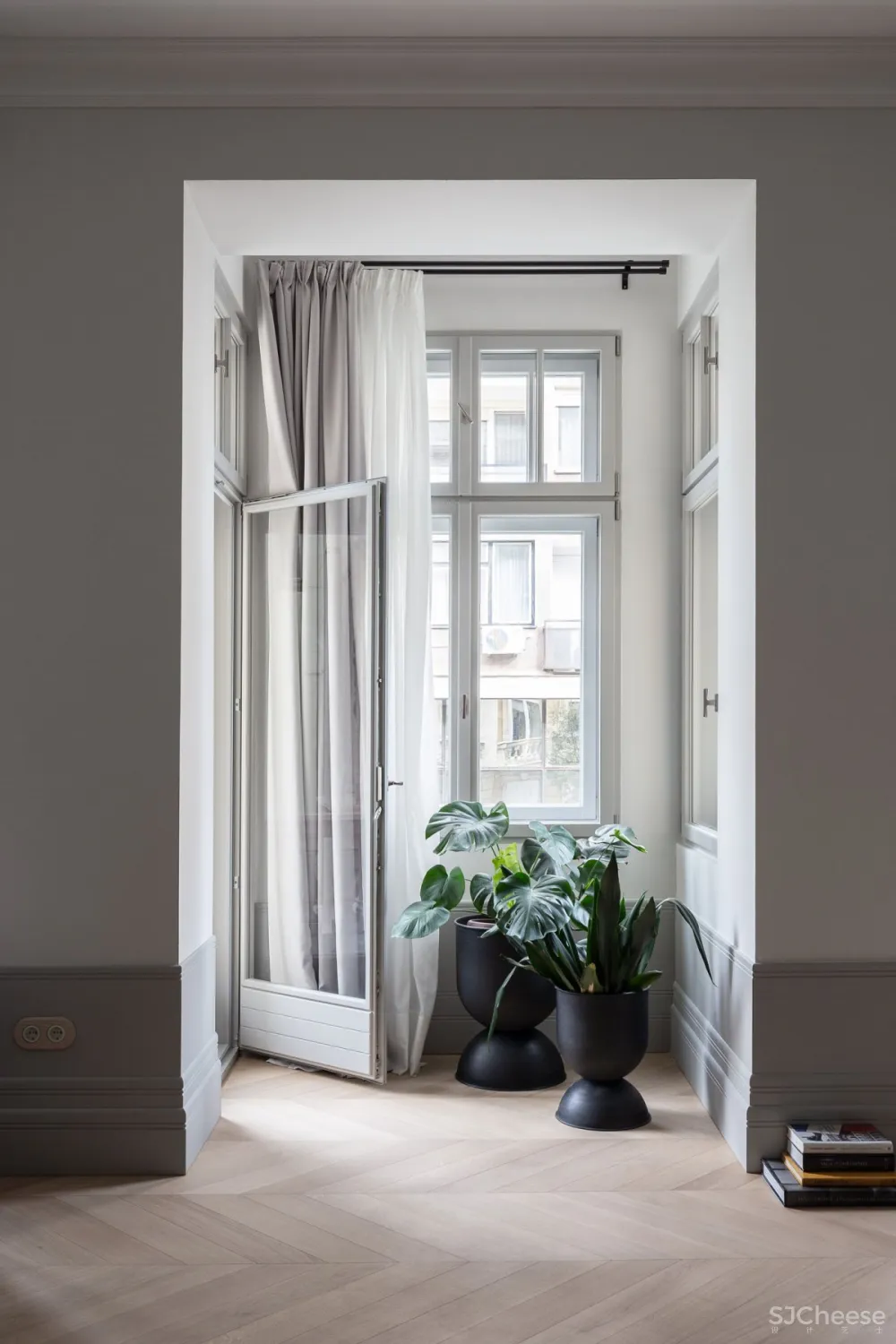 Autori | Apartment O , 优雅知性的极简住宅