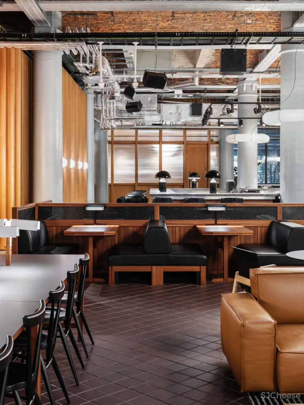 Love Is Enough | Manchester Restaurant , 充满活力的餐饮空间