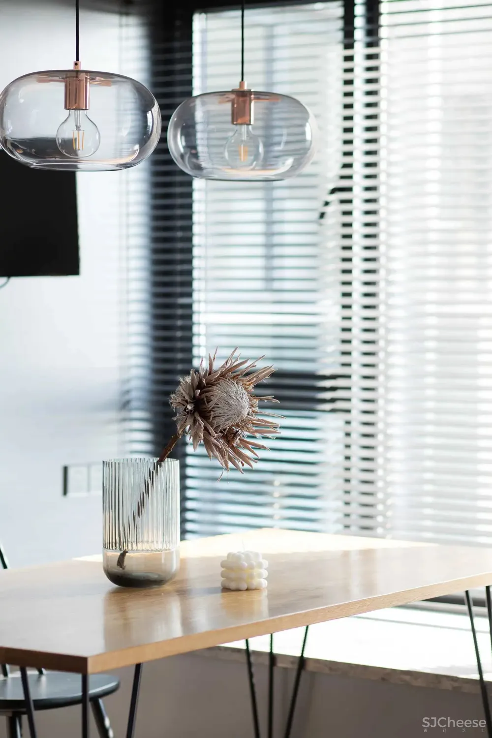 一屋两人两狗,干净利落有调性的家!