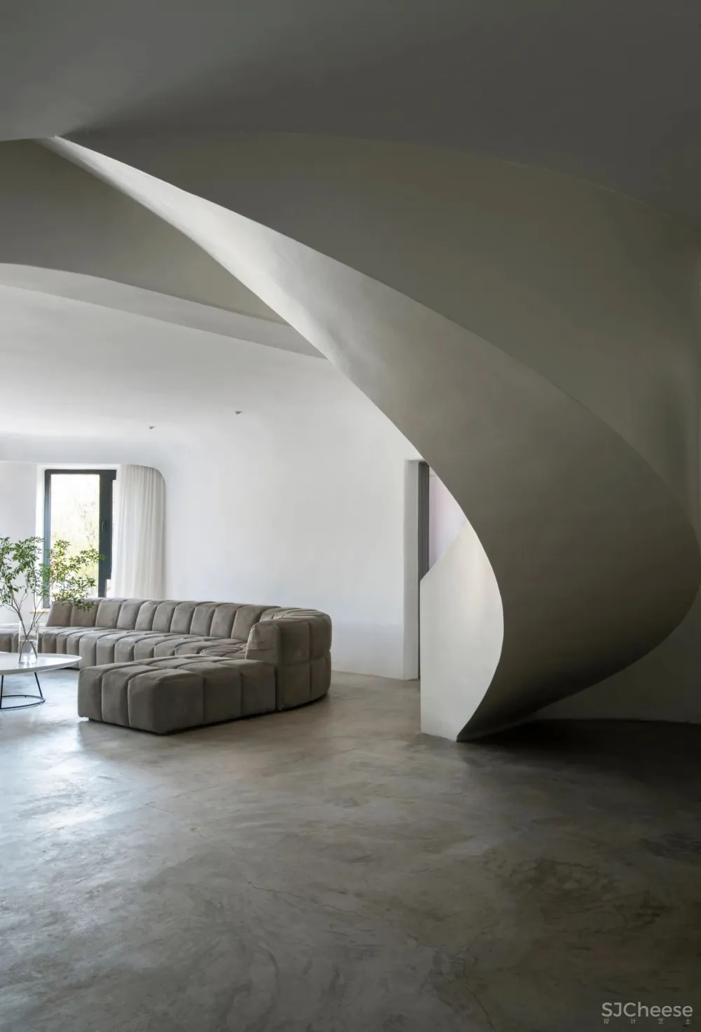 一座没有直线的居所