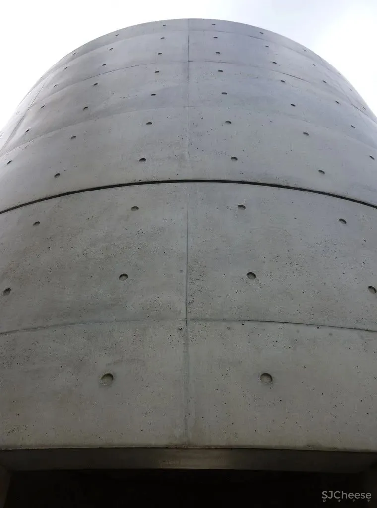 安藤忠雄丨清水混凝土诗人