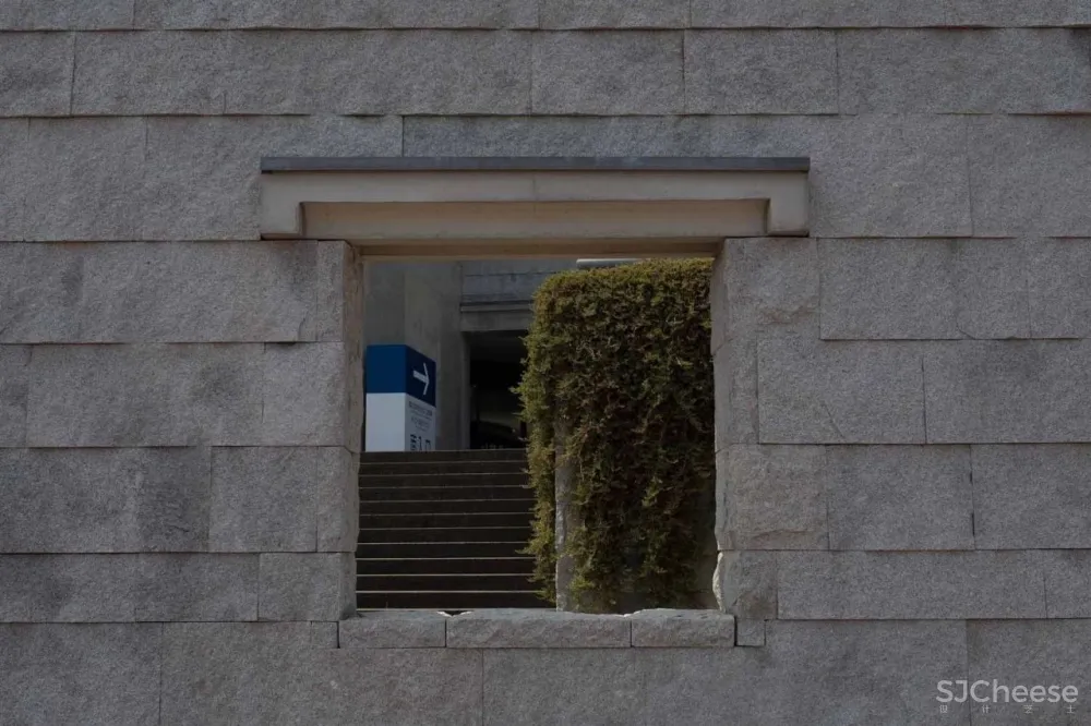 安藤忠雄丨清水混凝土诗人