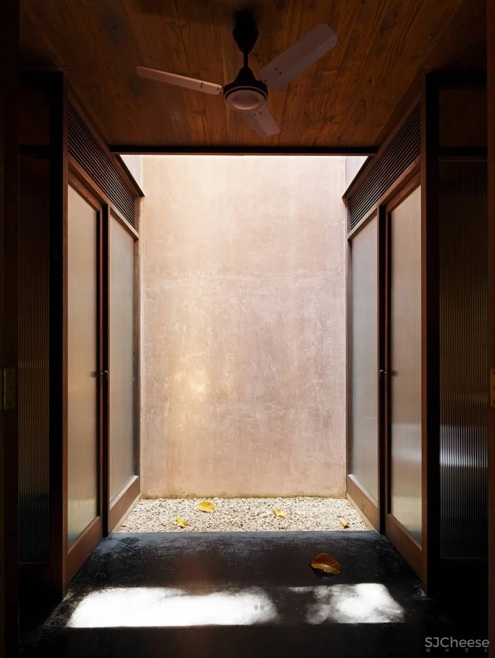 Axel Vervoordt | Keralan House , 现代典型侘寂别墅